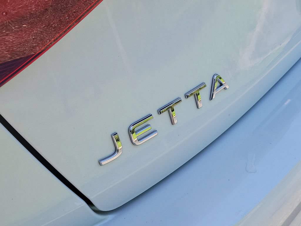 Used 2023 Volkswagen Jetta SEL FWD image 5