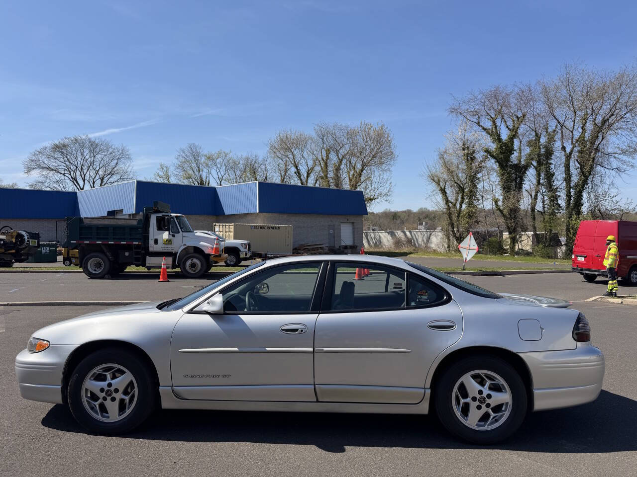 Used 2002 Pontiac Grand Prix GT FWD image 15