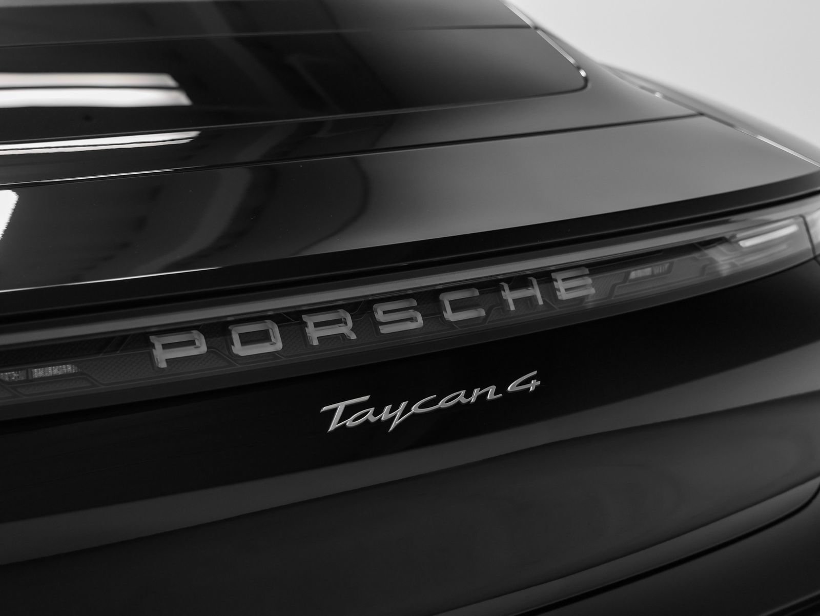 New 2026 Porsche Taycan AWD/4WD image 19