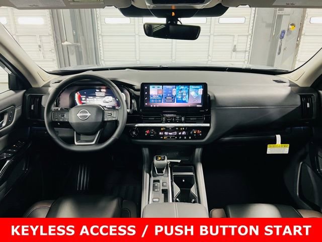 New 2026 Nissan Pathfinder Platinum image 4