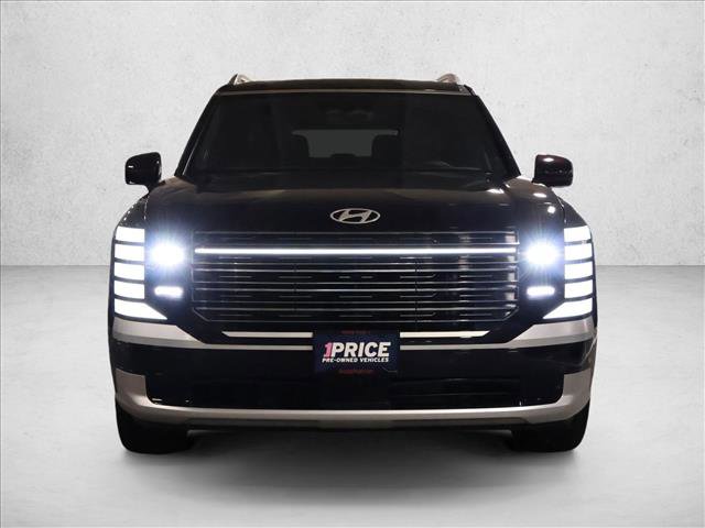 Used 2026 Hyundai Palisade Calligraphy AWD/4WD image 3