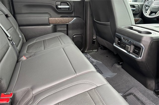 Used 2021 GMC Sierra 2500 Denali w/ Denali Ultimate Package image 18