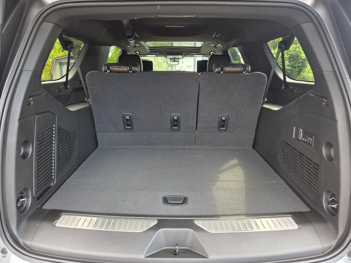 New 2026 GMC Yukon XL Denali Ultimate w/ LPO, Floor Liner Package AWD/4WD image 22