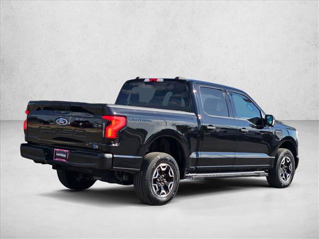 Used 2023 Ford F150 Lightning XLT AWD/4WD image 5