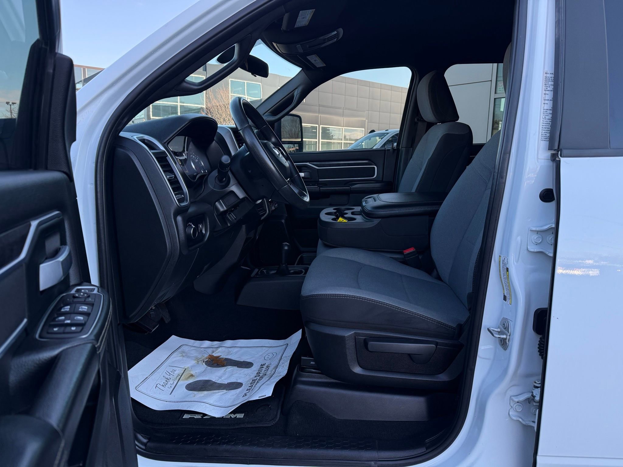 Used 2024 RAM 3500 SLT w/ Quick Order Package 2YG SLT AWD/4WD image 40