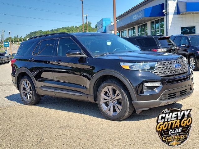 Used 2022 Ford Explorer XLT w/ Equipment Group 202A AWD/4WD image 7