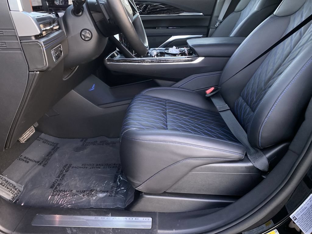 Used 2025 Cadillac Escalade IQ Sport 1 AWD/4WD image 32