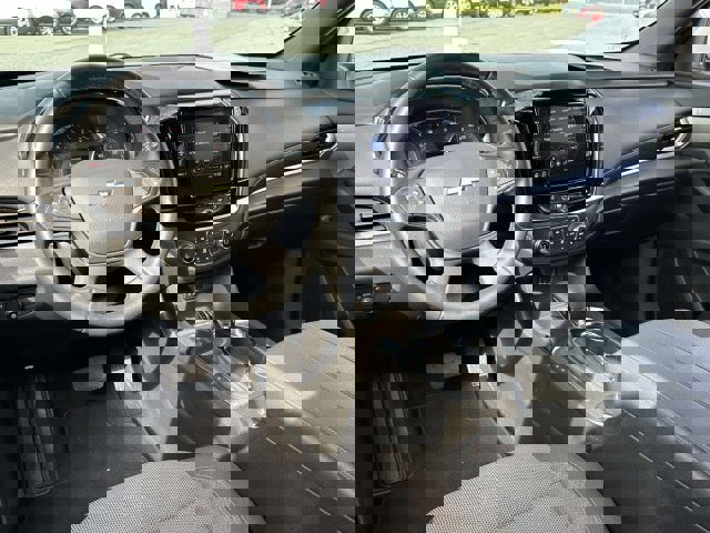 Used 2023 Chevrolet Traverse LT image 18