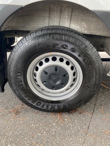 Used 2023 Mercedes-Benz Sprinter 2500 image 33