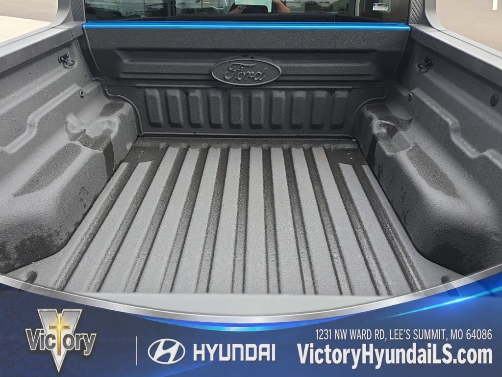 Used 2025 Ford Maverick XL w/ Equipment Group 101A AWD/4WD image 7