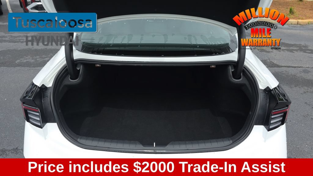 Used 2025 Hyundai Sonata SEL FWD image 10