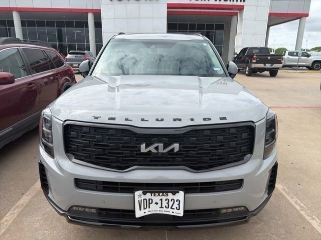 Used 2022 Kia Telluride SX w/ Nightfall Edition Package image 9