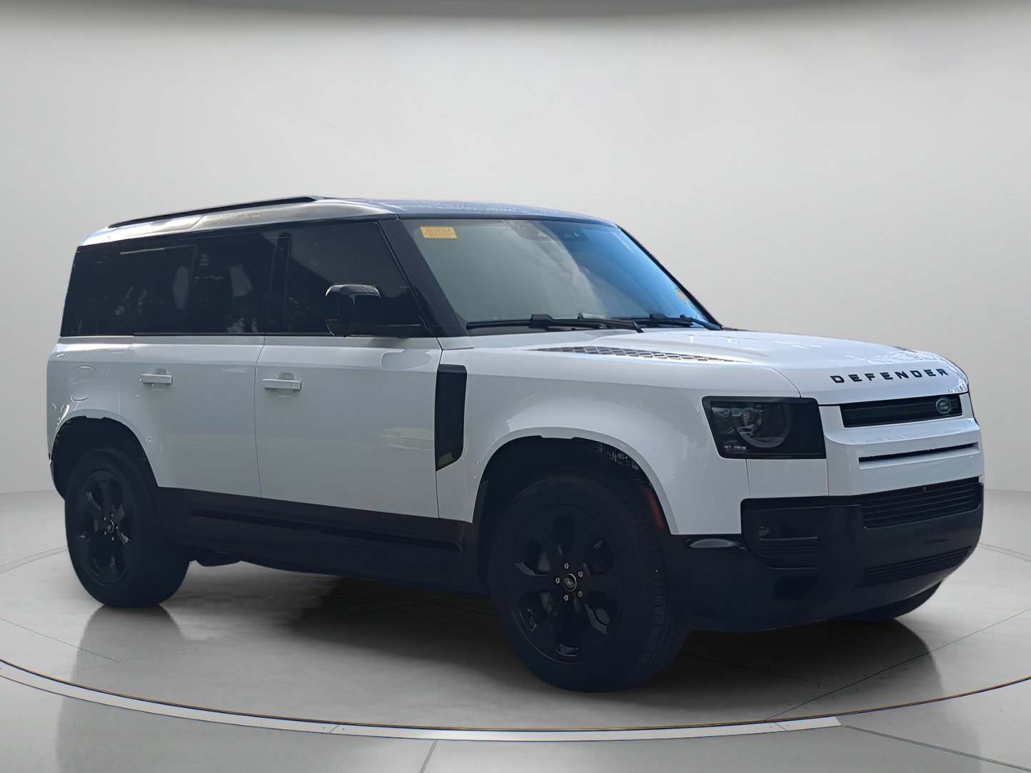 Used 2024 Land Rover Defender 110 X-Dynamic SE AWD/4WD image 38