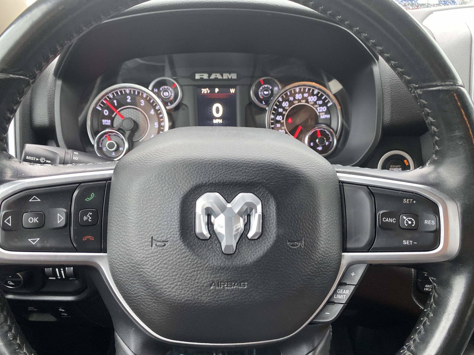 Used 2019 RAM 1500 Big Horn AWD/4WD image 19