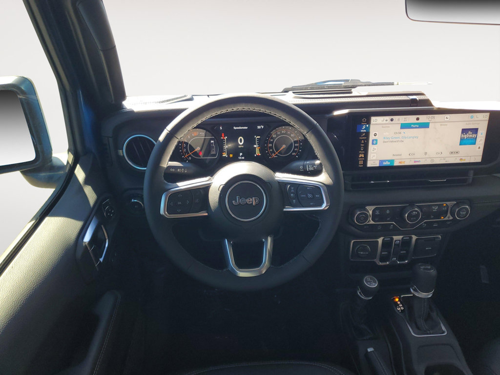 New 2025 Jeep Wrangler Unlimited Sahara AWD/4WD image 10