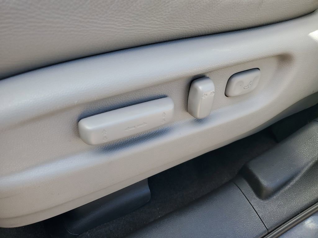 Used 2019 Honda Pilot Touring image 16