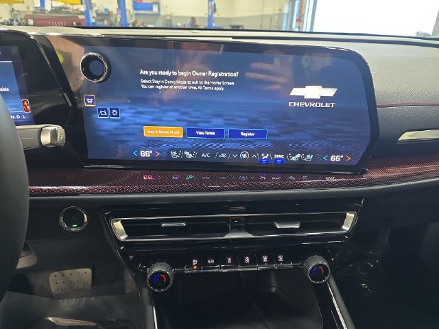 New 2027 Chevrolet Traverse RS w/ LPO, Floor Liner Package AWD/4WD image 22