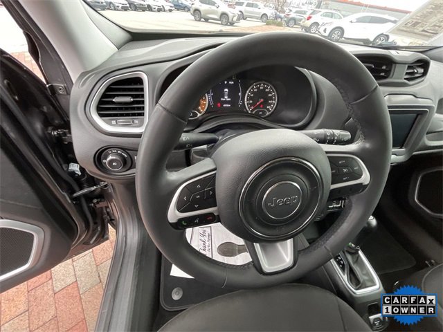 Used 2018 Jeep Renegade Latitude image 13