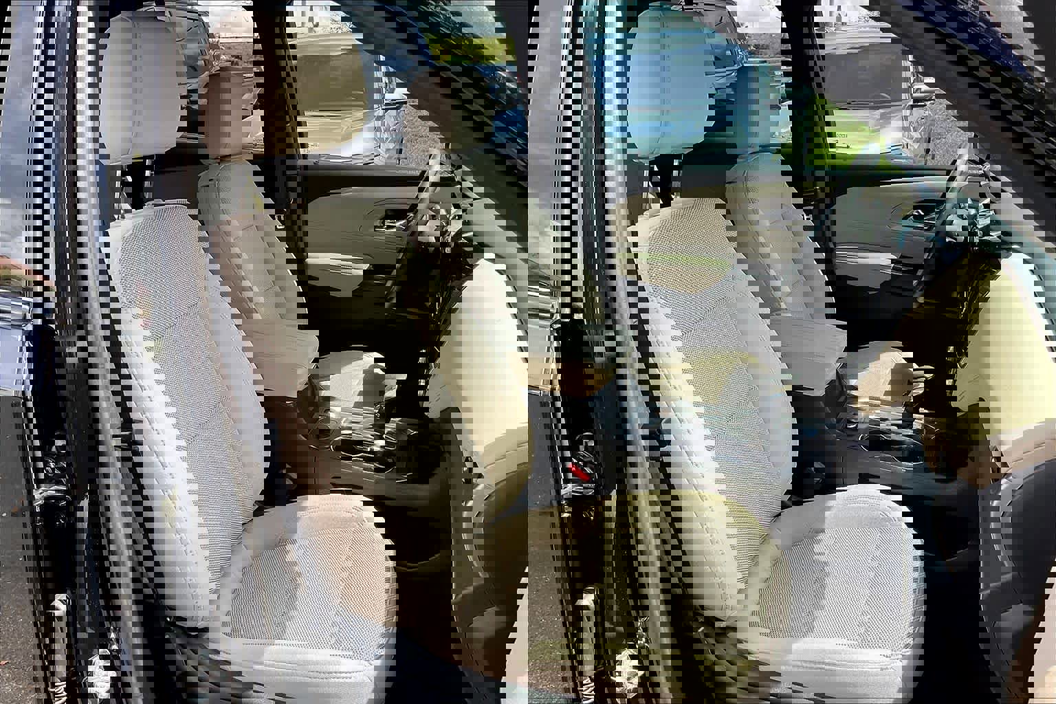 Certified 2023 Chevrolet Traverse LS w/ Midnight/Sport Edition image 8