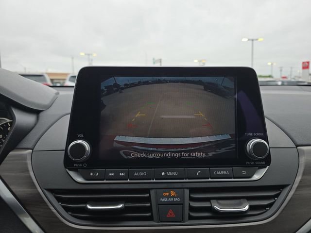 Used 2023 Nissan Altima 2.5 SV FWD image 9