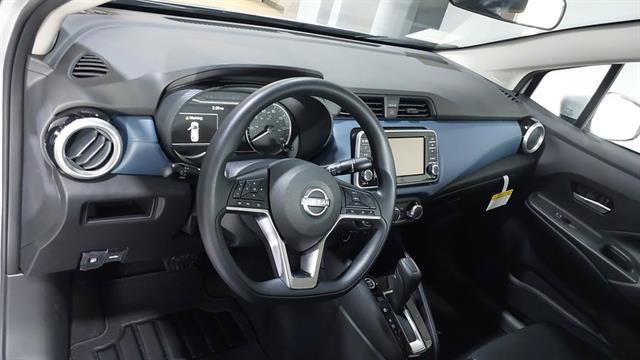 Used 2025 Nissan Versa SV w/ Trunk Package FWD image 19