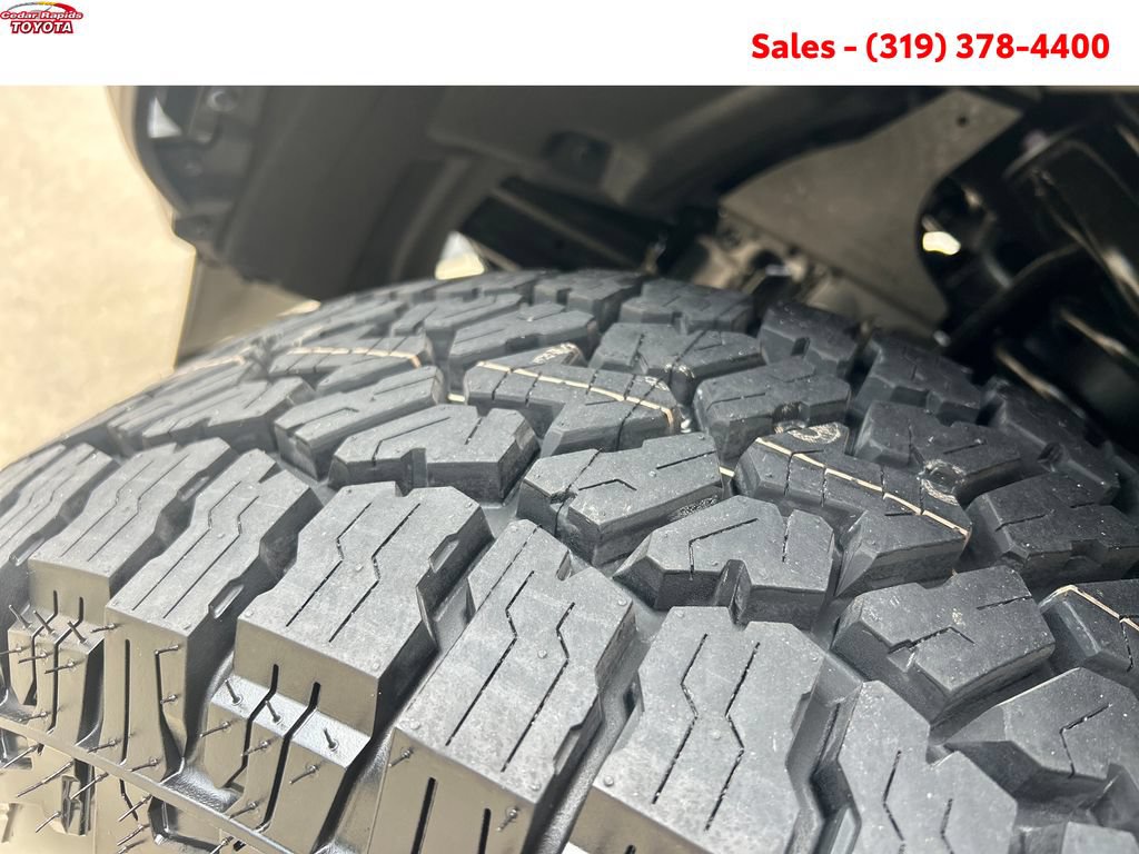 New 2026 Toyota 4Runner SR5 AWD/4WD image 22