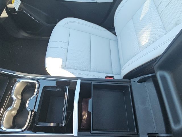 New 2026 Chevrolet Traverse High Country w/ LPO, Floor Liner Package image 56