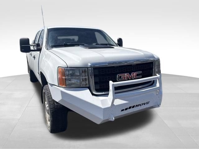 Used 2011 GMC Sierra 3500 W/T AWD/4WD image 7