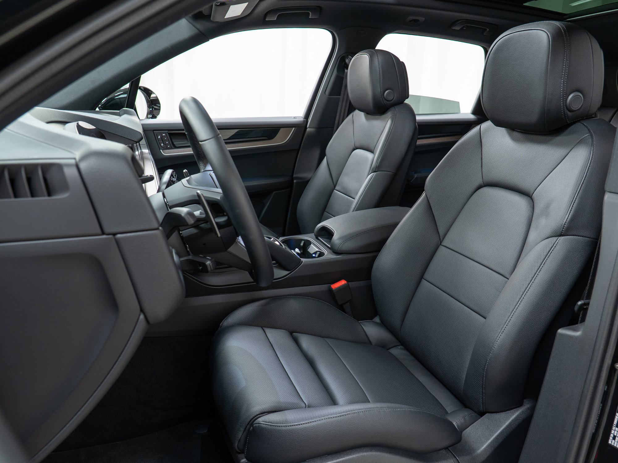 New 2026 Porsche Cayenne image 16