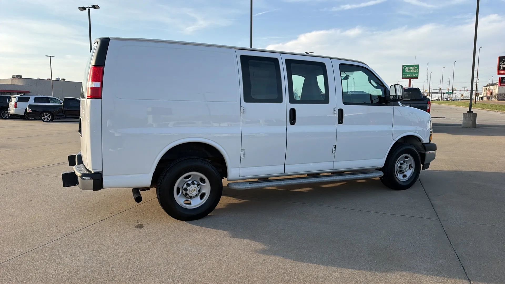 Used 2023 Chevrolet Express 2500 w/ Driver Convenience Package RWD image 24