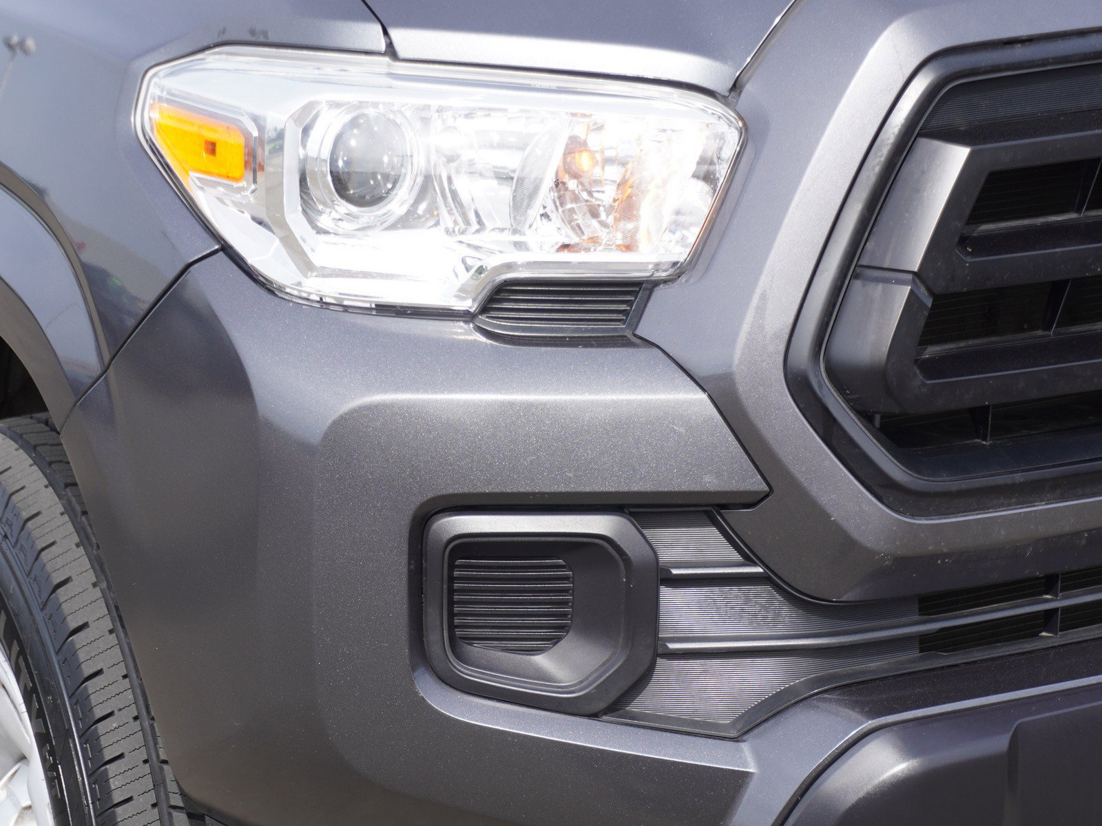 Used 2023 Toyota Tacoma SR AWD/4WD image 3