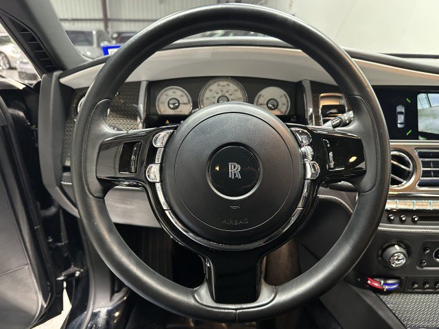 Used 2018 Rolls-Royce Ghost RWD image 31