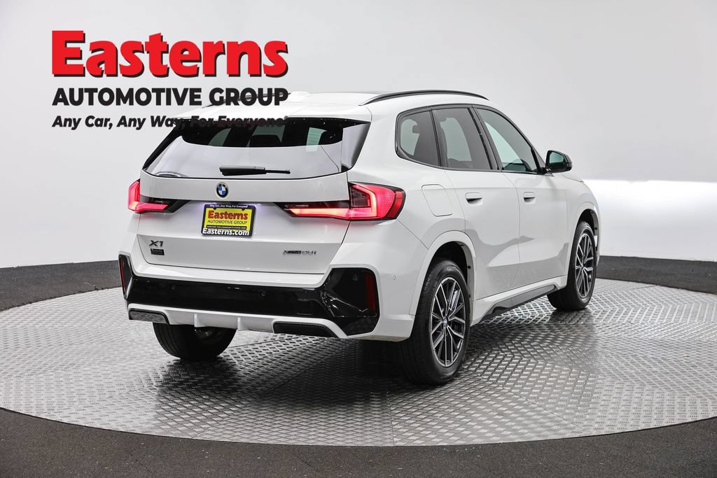 Used 2023 BMW X1 xDrive28i w/ M Sport Package AWD/4WD image 5