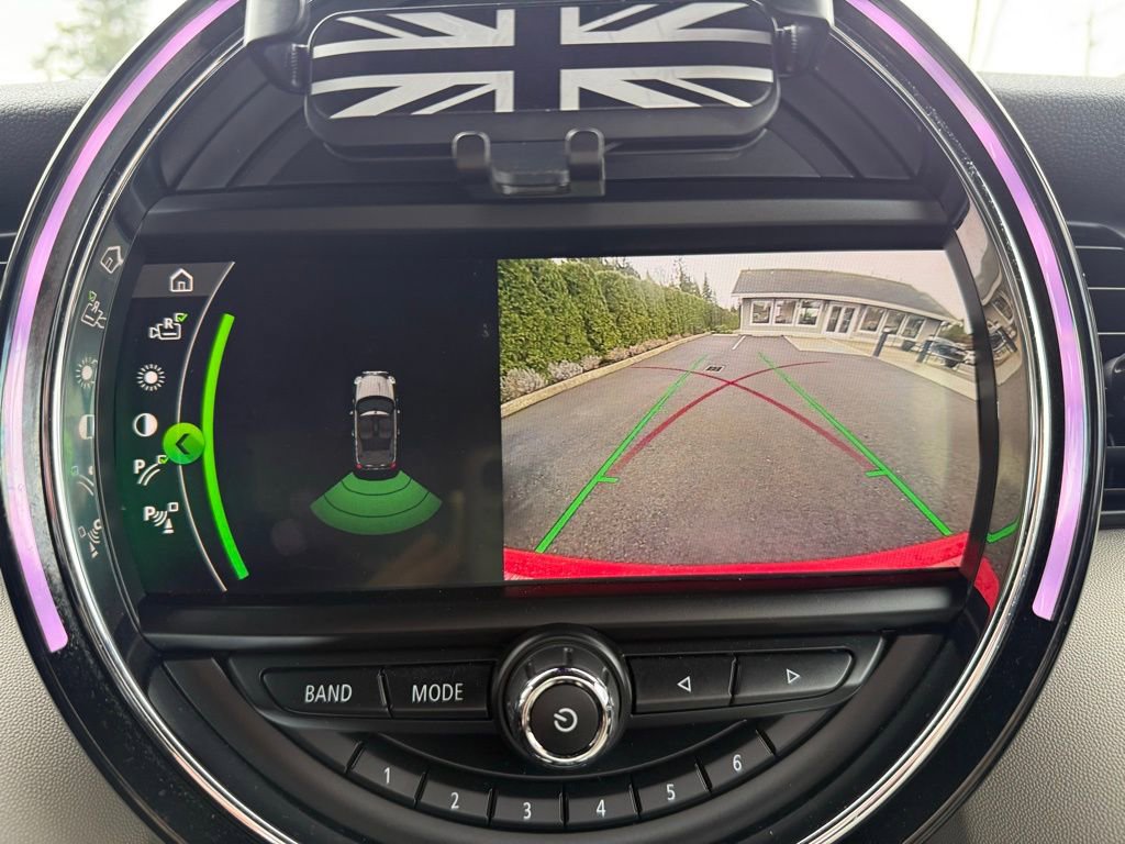 Used 2020 MINI Cooper S w/ Signature Upholstery Package image 19