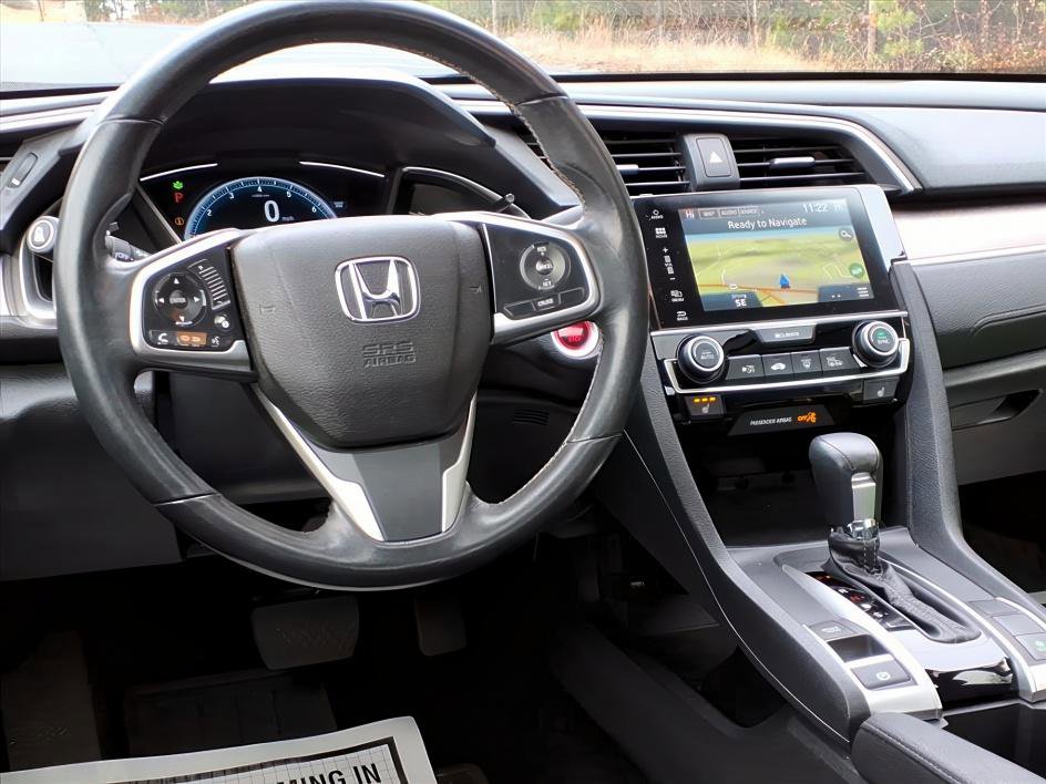 Used 2018 Honda Civic EX-L image 10