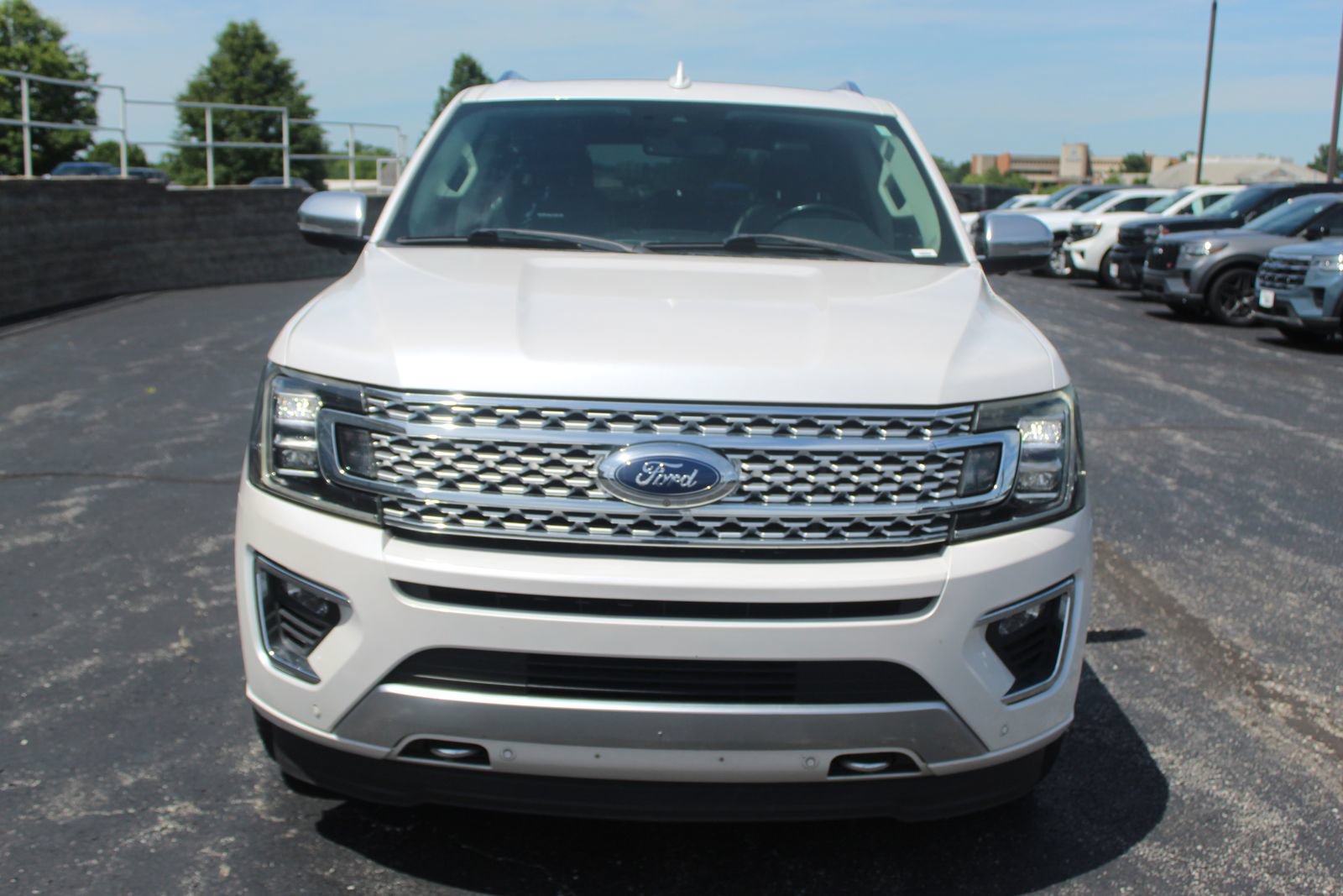 Used 2019 Ford Expedition Max Platinum AWD/4WD image 10
