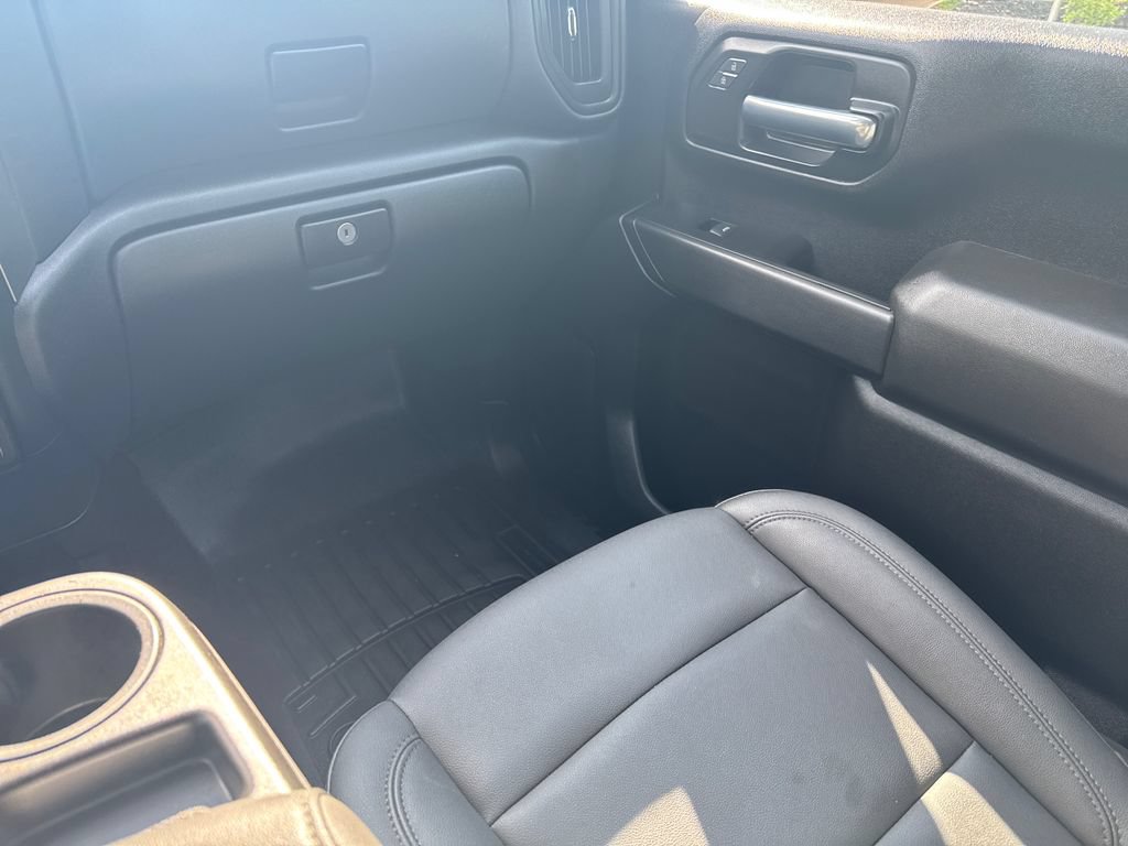 Used 2025 GMC Sierra 3500 Pro w/ Convenience Package AWD/4WD image 17