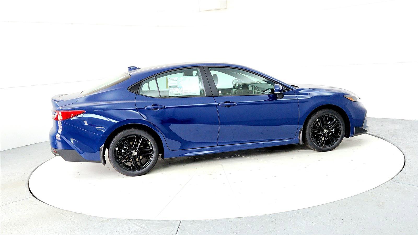 New 2026 Toyota Camry SE image 6