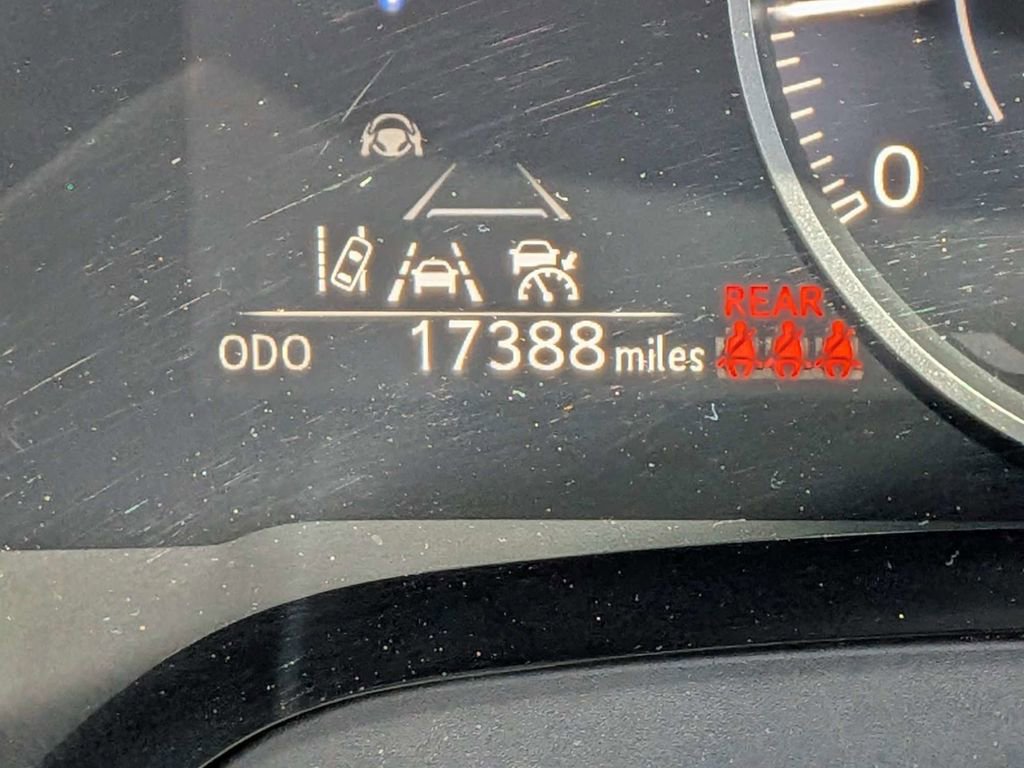 Used 2024 Lexus RX 350 Premium w/ Convenience Package FWD image 29