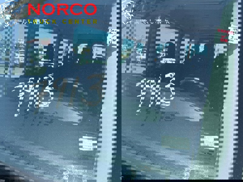 Used 2021 Ford Transit 350 XLT image 28