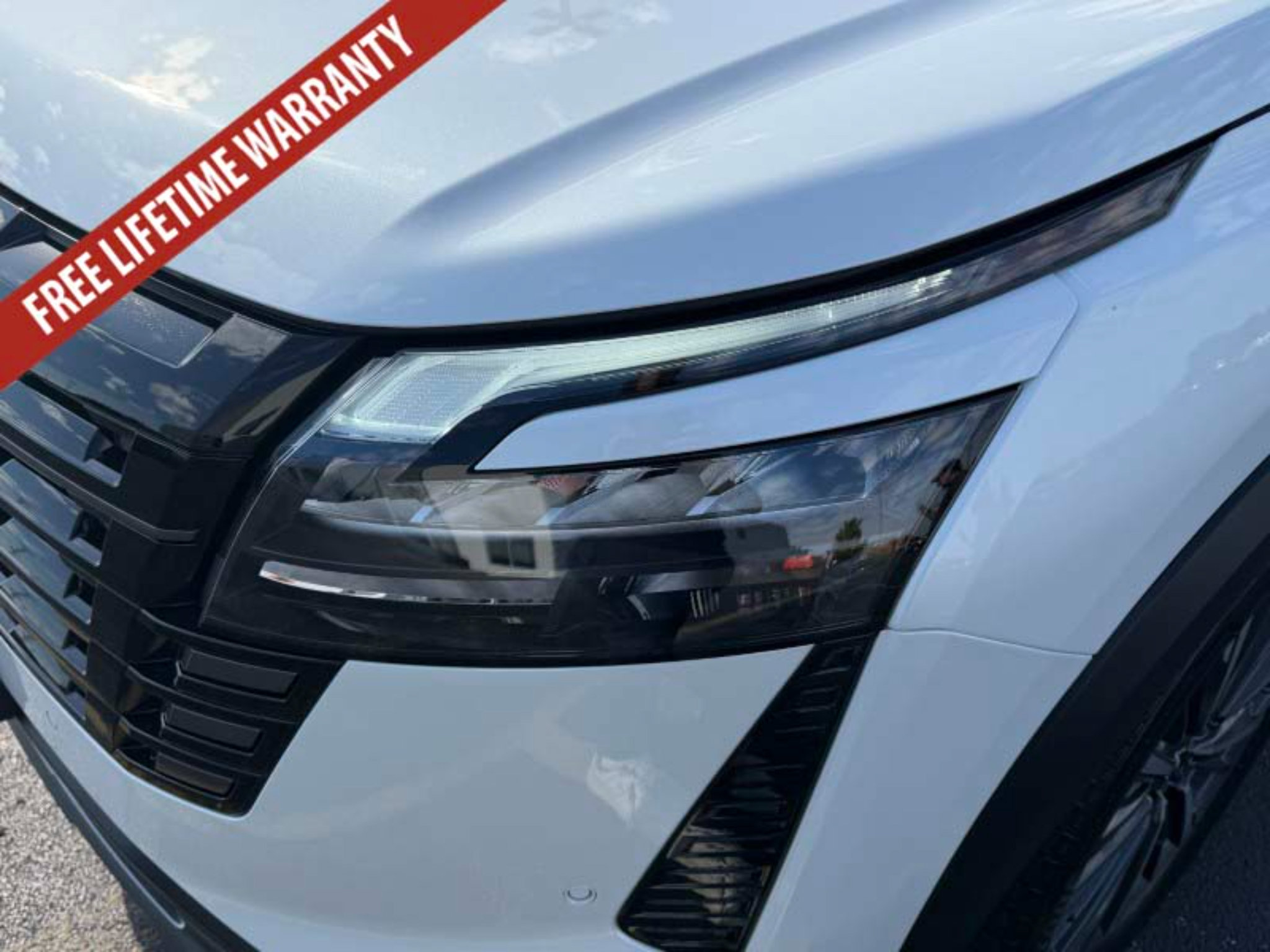 New 2026 Nissan Pathfinder Platinum AWD/4WD image 15