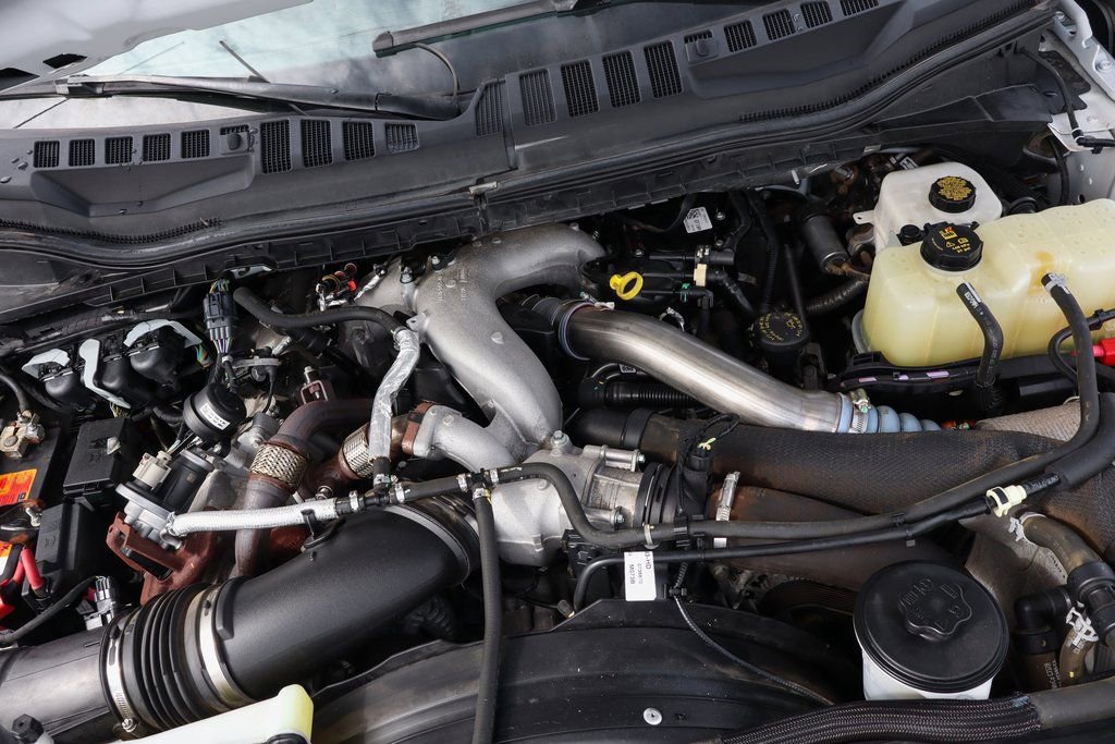 Used 2021 Ford F550 4x4 Regular Cab Super Duty image 12