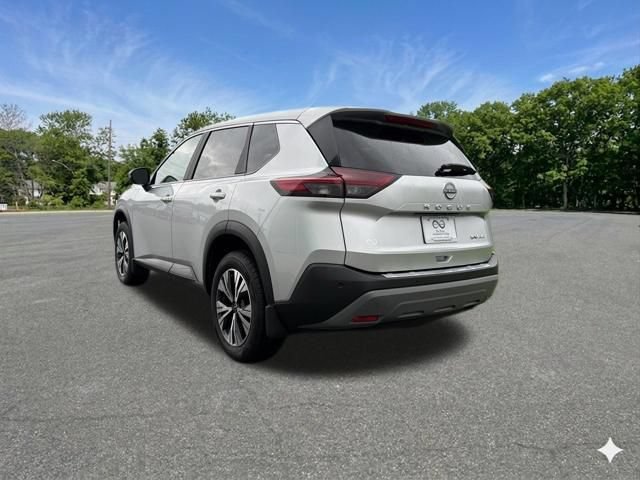 Used 2023 Nissan Rogue SV AWD/4WD image 6