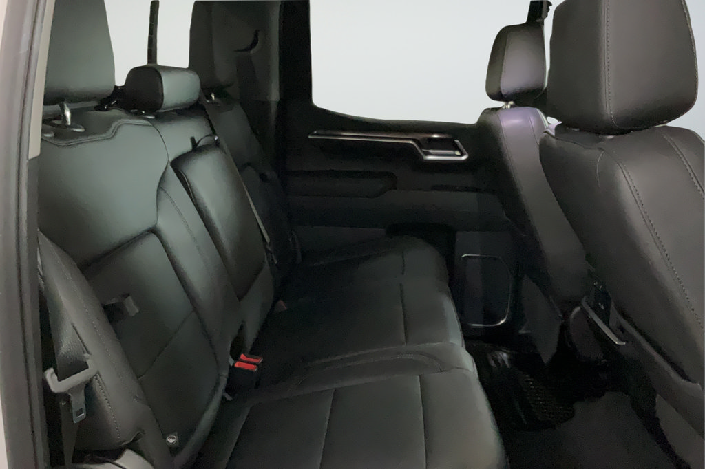Certified 2022 Chevrolet Silverado 1500 LTZ w/ LTZ Convenience Package II AWD/4WD image 21