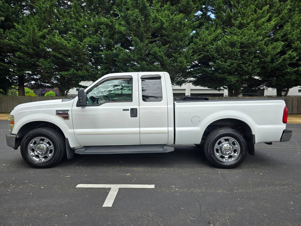 Used 2008 Ford F350 Lariat RWD image 3