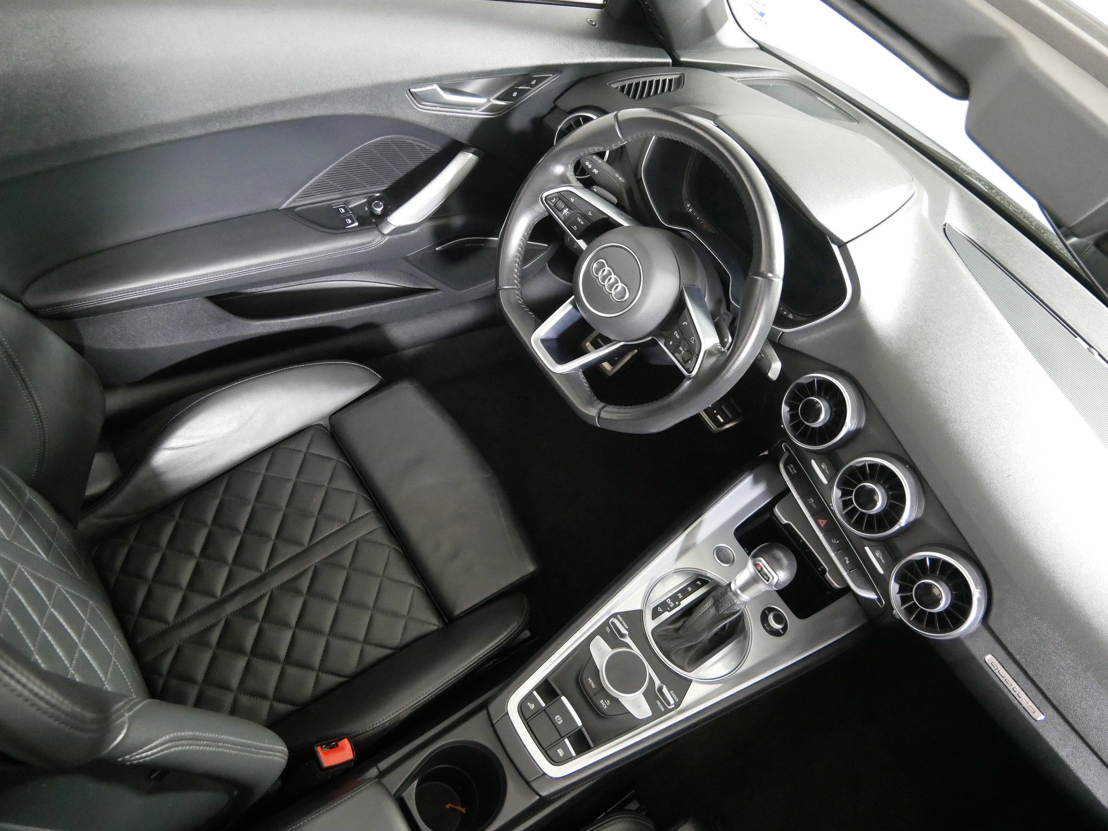 Used 2016 Audi TT 2.0T image 9