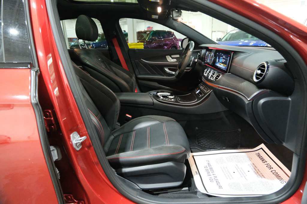 Used 2018 Mercedes-Benz E 43 AMG 4MATIC Sedan image 38