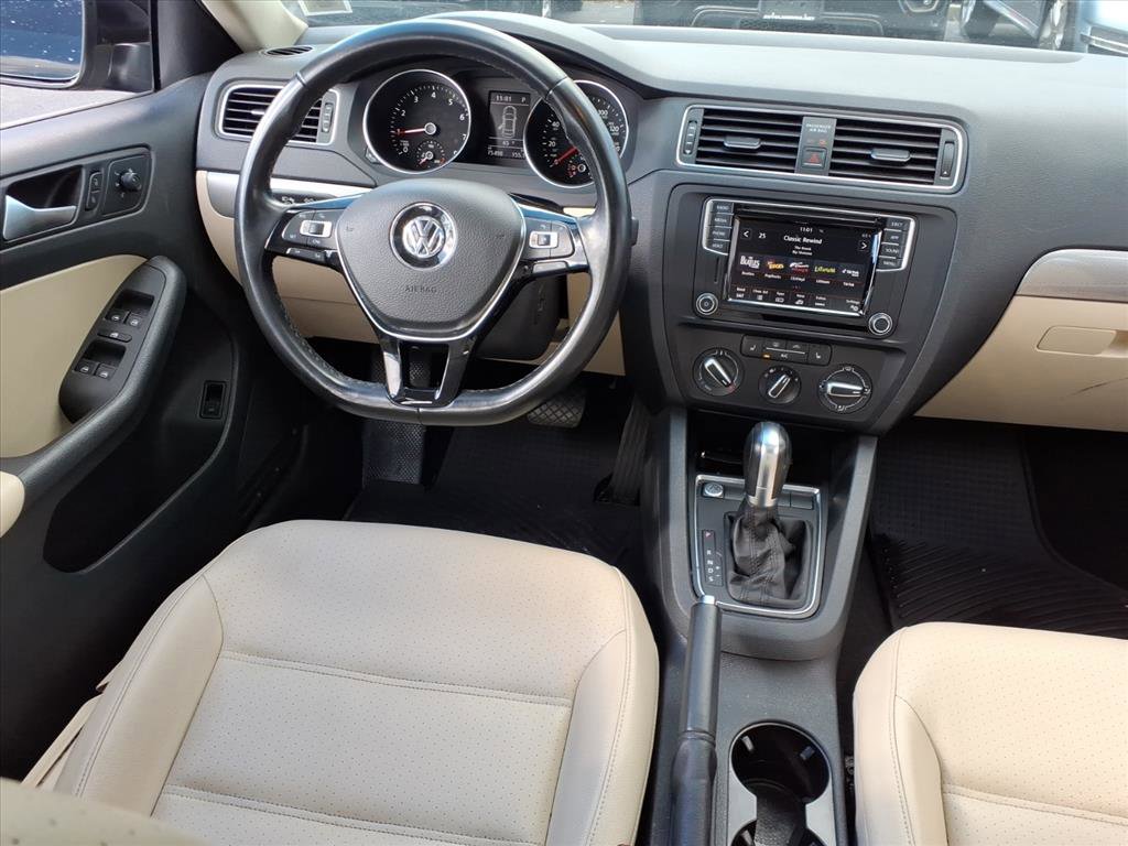 Used 2018 Volkswagen Jetta SE image 14