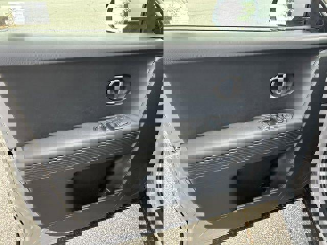 New 2025 Hyundai Ioniq 5 SEL image 42