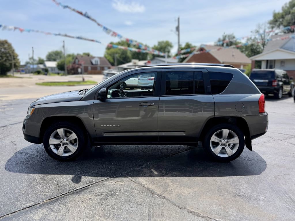 Used 2011 Jeep Compass Sport FWD image 5